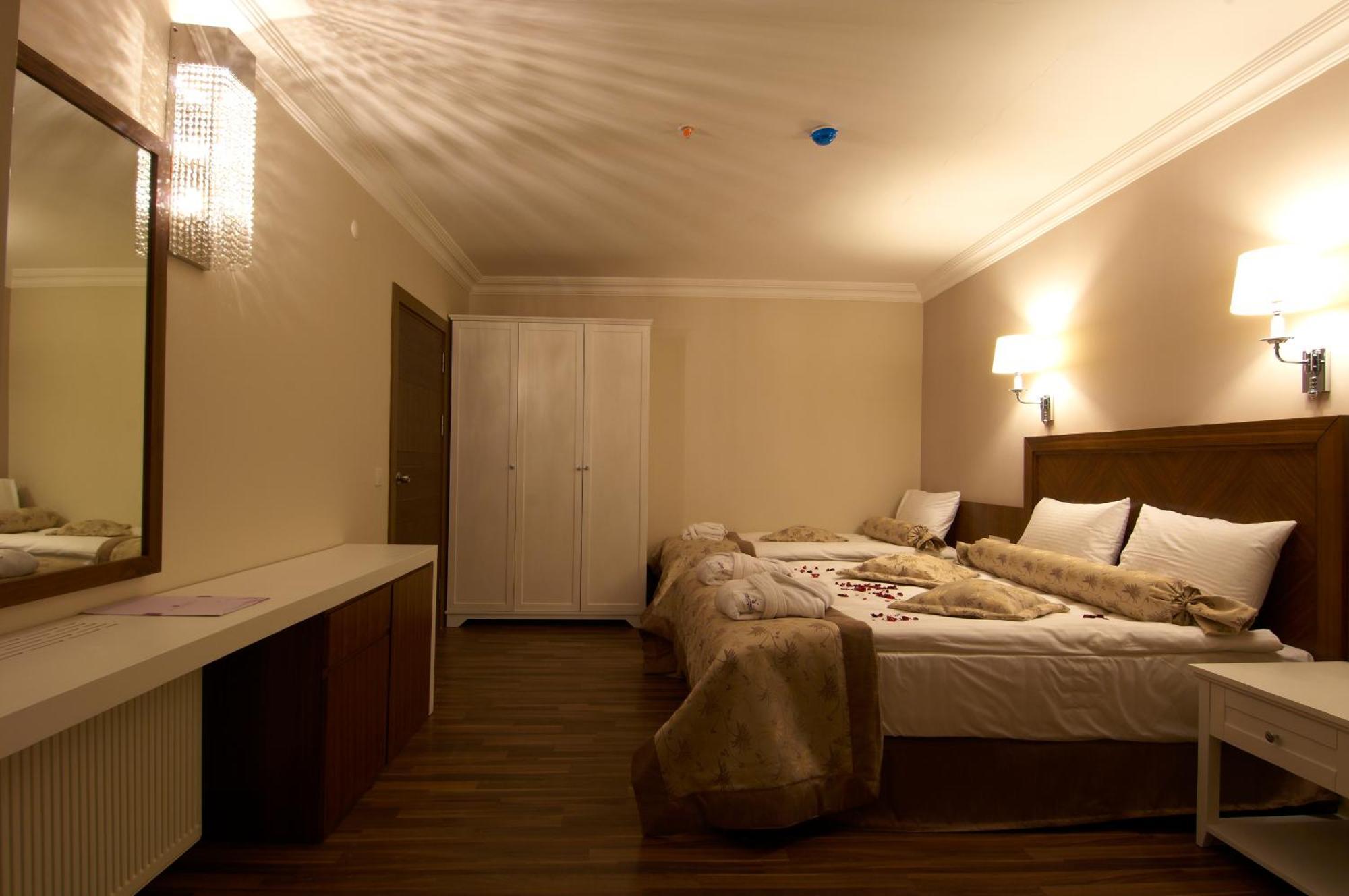Safran Thermal Resort Sandikli Екстер'єр фото